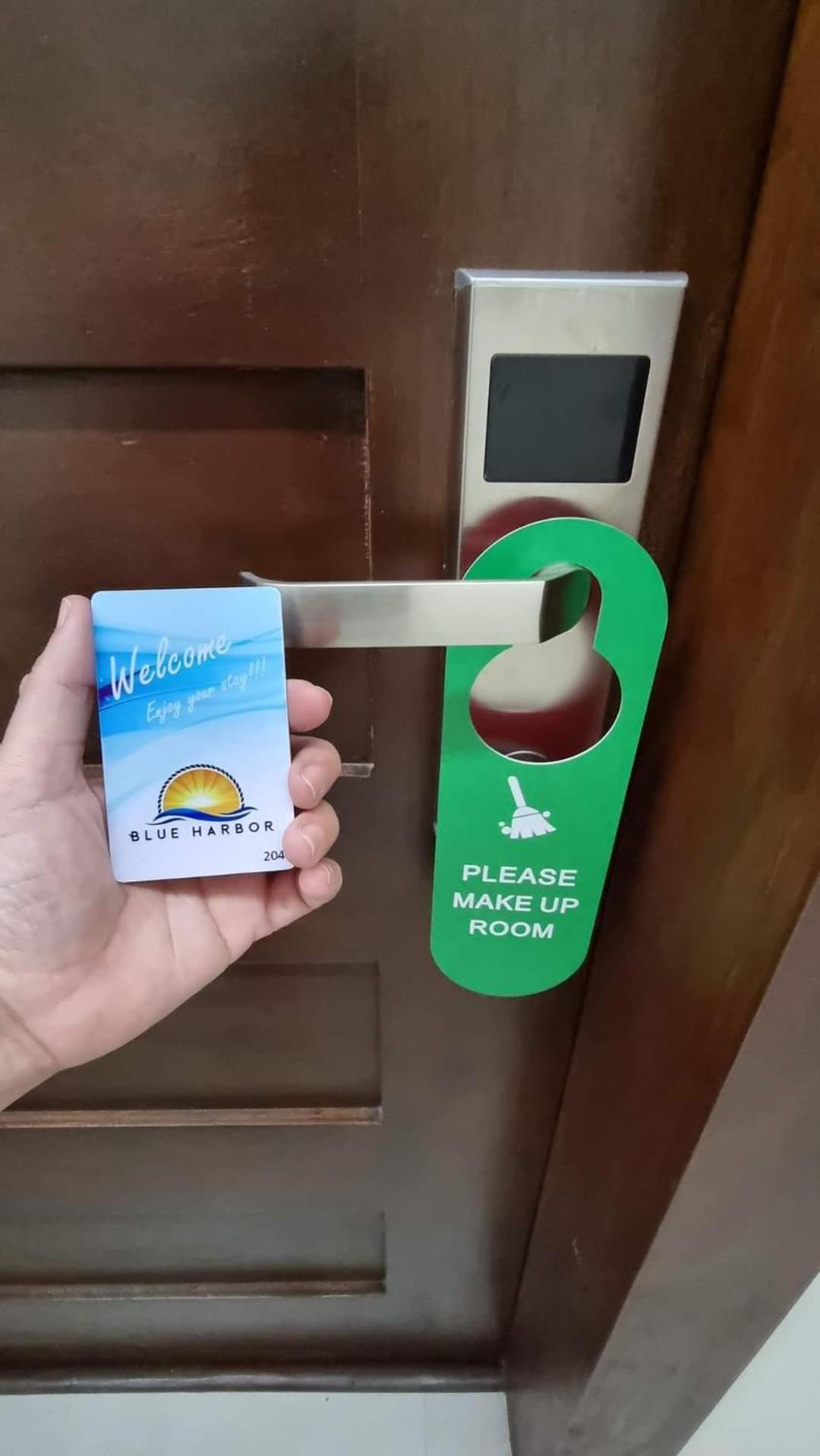 Calapan Blue Harbor Hotel מראה חיצוני תמונה